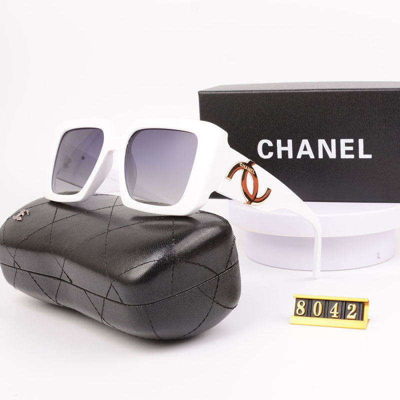 CH 8042 Sunglasses